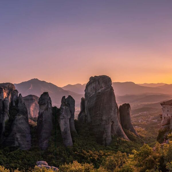 Sunset above the mountains in Meteora 11Sunset above the mountains in Meteora