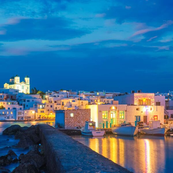 11Geographically, Paros and Antiparos find themselves right in the epicenter of the most beautiful archipelago in the world.